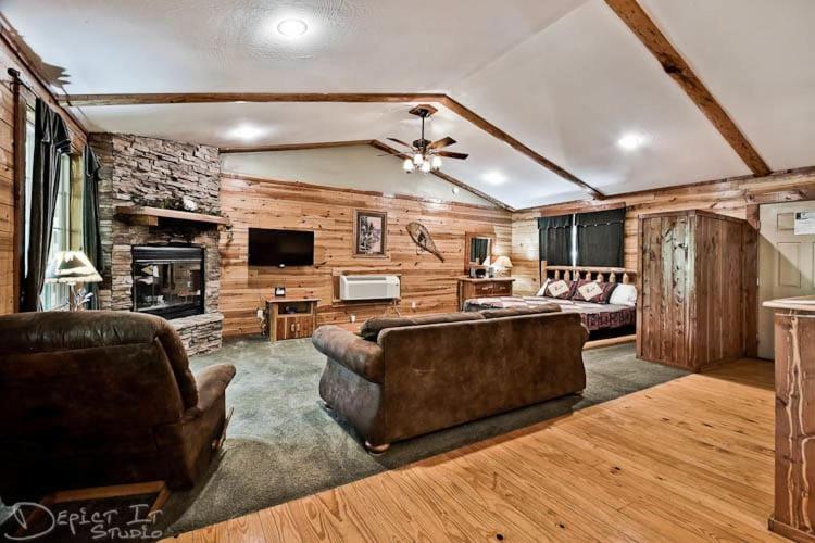 Secluded 2 Story Cabin Pool Wifi Smart Tvs Villa Eureka Springs Exteriör bild